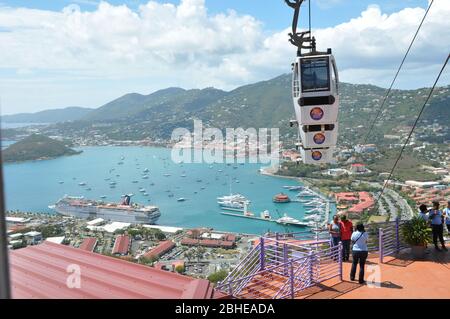 USVI ST THOMAS TÉLÉPHÉRIQUE CHARLOTTE AMALIE Banque D'Images