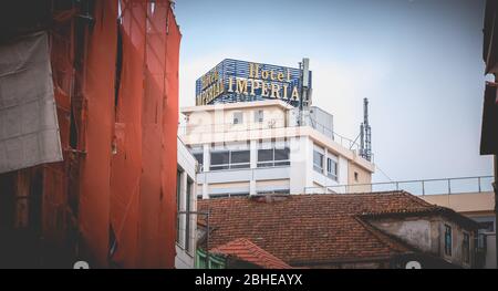 Aveiro, Portugal - 7 mai 2018 : vue sur le luxueux hôtel impérial dans le centre historique de la ville le printemps Banque D'Images