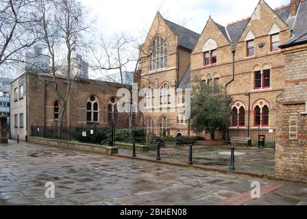 Salle du clergé et de l'école St. Michael's, Leonard Street, London Borough of Hackney, EC2 Banque D'Images