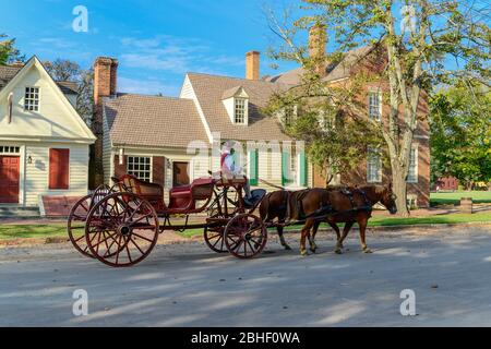 Promenade en calèche à Colonial Williamsburg. Banque D'Images