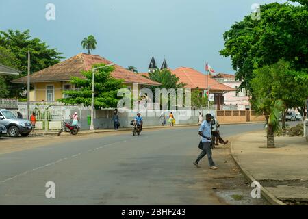 Scène de rue à Sao Tomé, Sao Tomé-et-principe. Banque D'Images