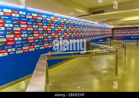 Barcelone, Espagne, 14 mars 2019 : zone d'interview flash du stade Camp Nou. Nou Camp est le stade de football de Barcelone, le plus grand stade d'Espagne. Banque D'Images