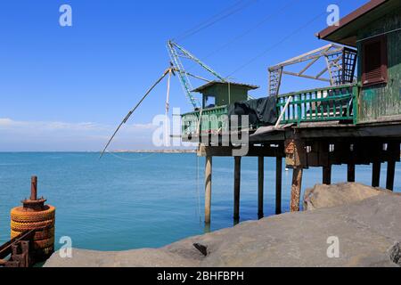 Cabane de pêche, Fiumicino Town, Rome, Italie, Europe Banque D'Images