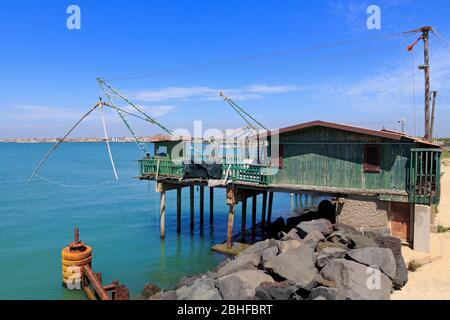 Cabane de pêche, Fiumicino Town, Rome, Italie, Europe Banque D'Images