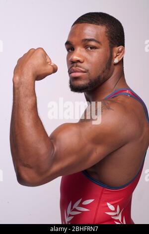 Jordan Burroughs, lutteur freestyle, pose le Team USA Media Summit à Dallas, au Texas, avant les Jeux Olympiques de Londres en 2012. 14 mai 2012 ©Bob Daemmrich Banque D'Images