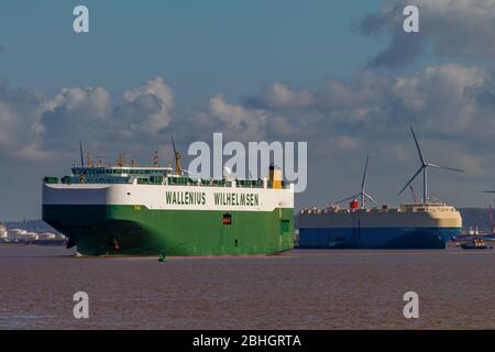 Tite quittant Portbury docks et se dirigeant vers la mer Banque D'Images