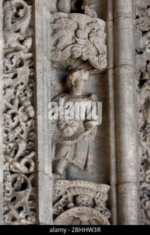 Le monastère Jerónimos (1469-1521) Monastère des Hiéronymites, est un ancien cloître-couvent de l'Ordre de Saint Jérôme près du Tage, dans la paroisse de Belém ( Le monastère est l'un des exemples les plus marquants de la gothique tardif portugais de l'architecture de style manuélin à Lisbonne.) Portugais (Portugal). Banque D'Images