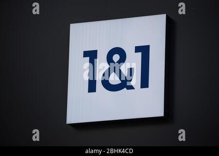 Bielefeld, Allemagne. 24 avril 2020. Bielefeld, Allemagne 04/23/2020: Images des symboles - 2020 1unde1, 1 & 1, signe, logo, lettrage, caractéristique/symbole/symbolfoto/caractéristique/détail/| usage dans le monde crédit: dpa/Alay Live News Banque D'Images