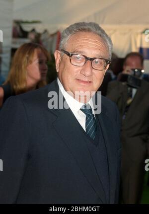 LOS ANGELES, CA. c. 1994: Henry Kissinger, ancien secrétaire d'État américain. Photo du fichier © Paul Smith/Featureflash Banque D'Images