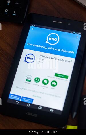 Ryazan, Russie - 21 mars 2018 - application mobile IMO sur l'écran d'un Tablet PC Banque D'Images