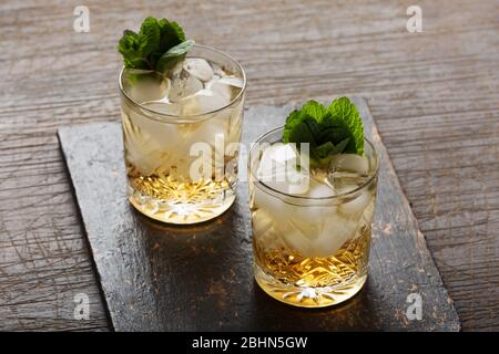 démodé, transparent, whisky, glace, cocktail, scotch, bourbon Banque D'Images