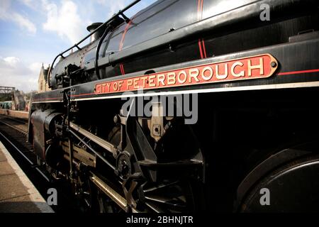 Ville de Peterborough 73050 train à vapeur, chemin de fer de la vallée du Nene, station de Wansford, Peterborough, Cambridgeshire, Angleterre Banque D'Images