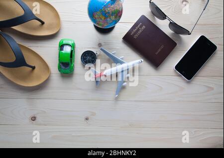 Accessoires de voyage costumes passeports bagages pour le voyage Banque D'Images