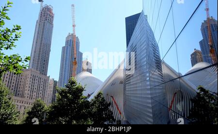 Bâtiment de grande hauteur dans le centre-ville de New York, NY, États-Unis Banque D'Images