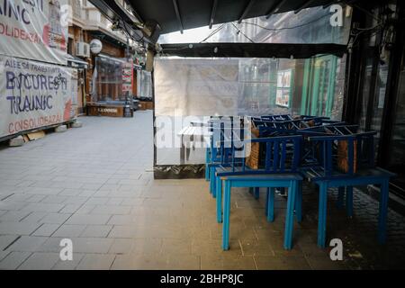 Bucarest, Roumanie - 22 avril 2020 : déserte la vieille ville de Bucarest, une attraction touristique une fois, pendant le verrouillage du covid-19. Banque D'Images