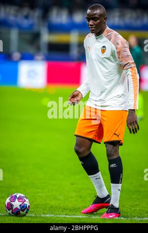 geoffrey kondogbia valencia cf pendant la ligue des champions 2019/20 - photo crédit fabrizio carabelli pendant la Ligue des Champions de football 2019/20, Banque D'Images