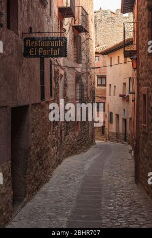 Les rues et ruelles d'Albarracin, Espagne Banque D'Images