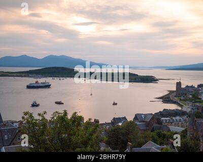 Baie d'Oban au crépuscule, Argyll Banque D'Images