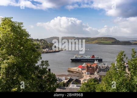 Baie d'Oban avec MV Isle of Mull, Argyll Banque D'Images