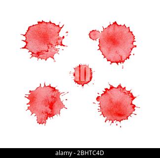Éclaboussures de sang, gouttes et traces isolées sur fond blanc Banque D'Images