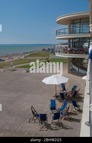 Modernisme style international Architecture moderniste Pavillon blanc de la Warr, Marina, Bexhill-sur-Mer TN40 par Erich Mendelsohn Serge Chermayeff Banque D'Images