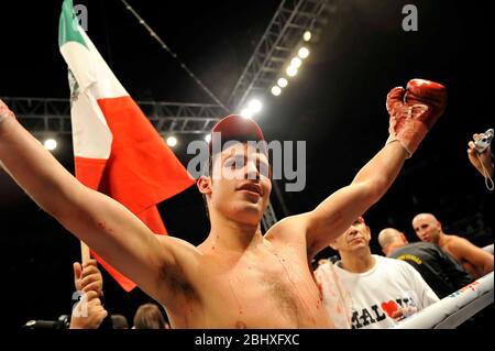 JULIO CESAR CHAVEZ VS LUCIANO CUELLO. Box lutte entre. (Photo:IsrraelGarnica/NortePhoto.com) Banque D'Images