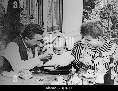 Lumiere - petit déjeuner pour bébé - France 1896 Banque D'Images