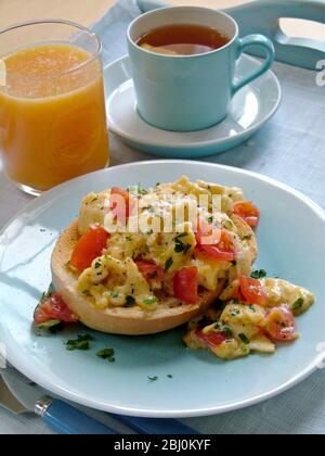 Plateau de petit déjeuner pour la fête des mères - Banque D'Images