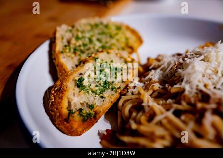 Gauche sur SPAG bol Banque D'Images