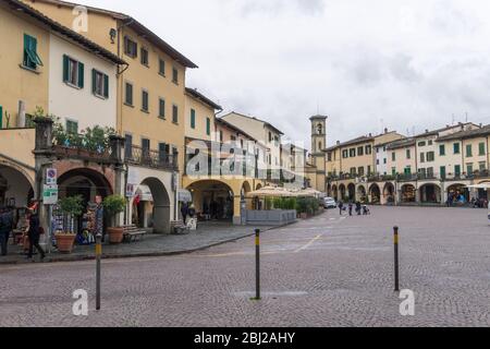 Vue sur la place Matteotti dans le centre historique de Greve in Chianti, Florence, Toscane, Italie Banque D'Images