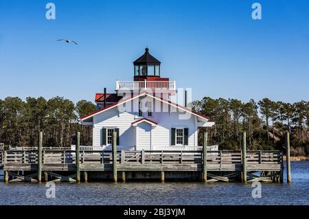 Phare de Roanoke Marshes en Caroline du Nord. Banque D'Images