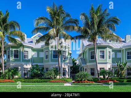 Maisons de plage haut de gamme à Naples en Floride. Banque D'Images