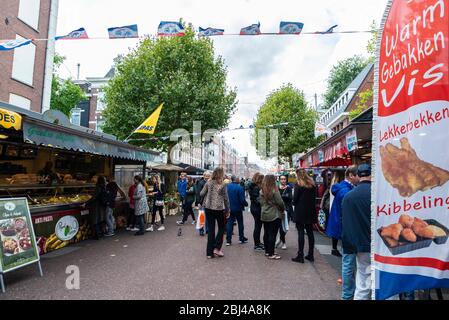 Amsterdam, Pays-Bas - 8 septembre 2018 : marché Albert Cuyp, marché de rue avec des gens autour d'Amsterdam, Pays-Bas Banque D'Images