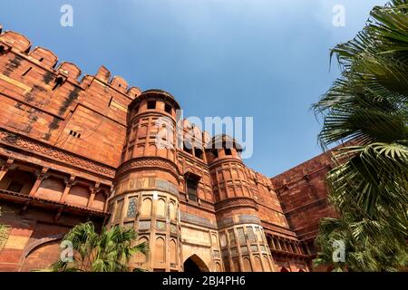 Fort historique d'Agra des empereurs de la dynastie Mughal, site classé au patrimoine mondial de l'UNESCO à Agra, Uttar Pradesh, Inde Banque D'Images