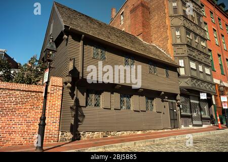 Paul Revere la célèbre résidence des héros de la guerre révolutionnaire a restauré la maison de l'ère coloniale le long de la piste de la liberté dans le nig pavé historique du nord-fin Banque D'Images