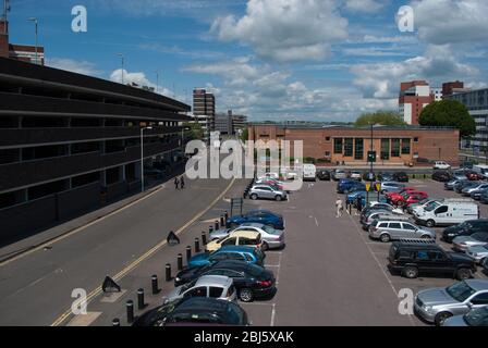 Parking, Cour de justice de Swindon, Cour de justice de plusieurs étages, Princes Street, Swindon SN1 2JB Banque D'Images