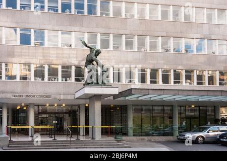 Vue extérieure du siège du Congrès Trades Union à Londres. Banque D'Images