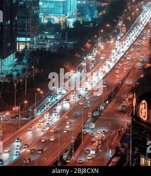 Pékin, Pékin, Chine. 29 avril 2020. La¯VILLE de Beijing, le 28 avril 2020, un photographe a passé 10 ans à photographier la capitale, chacun un écran de veille. Le palais impérial de Beijing est le palais impérial des dynasties Ming et qing, anciennement connu sous le nom de Cité interdite. Les tombes Ming sont situées au pied de la montagne tianshou, dans le quartier de changping, à Pékin, couvrant une superficie de 120 kilomètres carrés. Les tombes Ming sont situées dans un petit bassin entouré de montagnes sur les côtés est, ouest et nord. Crédit: ZUMA Press, Inc./Alay Live News Banque D'Images