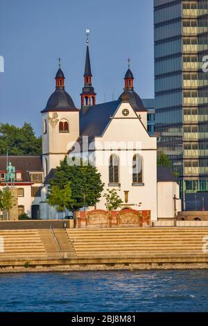 Église Saint-Heribert à Cologne, Allemagne Banque D'Images