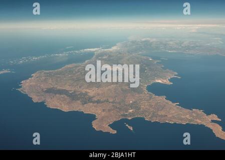 Vue aérienne de la Crète, la plus grande des îles grecques et l'une des plus grandes îles de la mer Méditerranée Banque D'Images