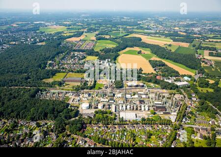 , Construction et production de salles dans les locaux des fabricants de produits chimiques Ineos Phenol GmbH à Gladbeck, 19.07.2016, vue aérienne, Allemagne, Rhénanie-du-Nord-Westphalie, région de Ruhr, Gladbeck Banque D'Images