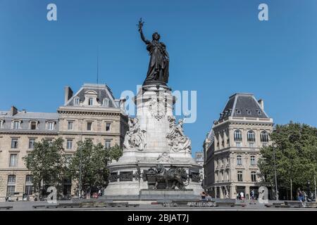 PLACE DE LA RÉPUBLIQUE, PARIS Banque D'Images