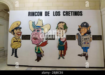 Le Rincon de los Cretinos (coin des cretins) vise l'ancien dirigeant cubain Fulgencio Batista, anciens présidents Ronald Reagan, George H.W. Bague. Banque D'Images