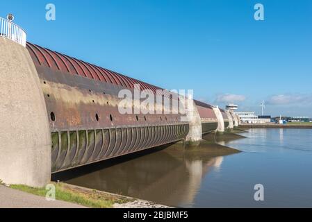 La barrière Eider appelée Eidersperrwerk, Wesselburenerkoog, Schleswig-Holstein, Allemagne, Europe Banque D'Images