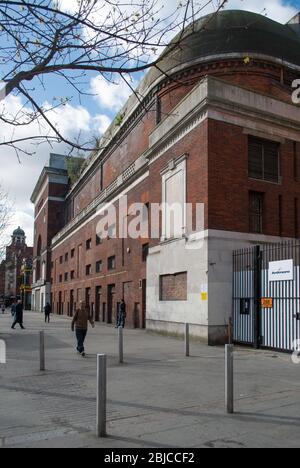 Architecture des années 1920 Red Brick Gaumont Theatre Dorsett Hotel Shepherds Bush Pavilion 58 Shepherdn's Bush Green, Shepherdn's Bush, Londres W12 Frank Verity Banque D'Images