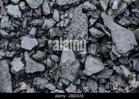 ZAMBIE, Sinazese, propriété chinoise de la mine de charbon de Collum, exploitation minière souterraine du charbon dur pour la fonte et la cimenterie de cuivre /SAMBIA, Collum Coal Mine eines chinesischem Unternehmens, Untertageabbau von Steinkohle Banque D'Images