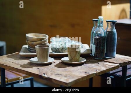 grains de café grillés et grains de café crus Banque D'Images