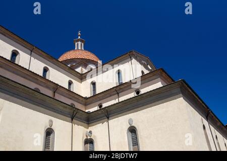 La basilique Santa Maria del Santo Spirito (Saint Marie du Saint-Esprit). Florence, Toscane, Italie. Banque D'Images