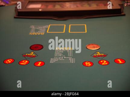 Table de poker dans un casino Banque D'Images