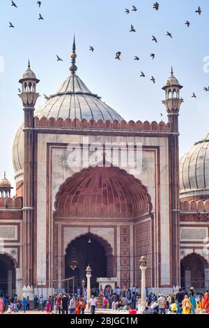 Masjid e Jahan Numa, mosquée de Jama Masjid dans le Vieux Delhi, l'une des plus grandes mosquées de l'Inde Banque D'Images